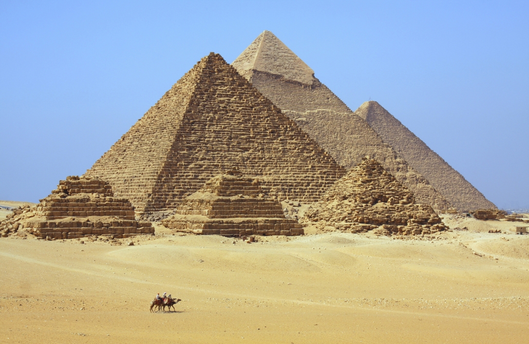 Fig 7.1 Great Pyramids - MacGregor & Michael